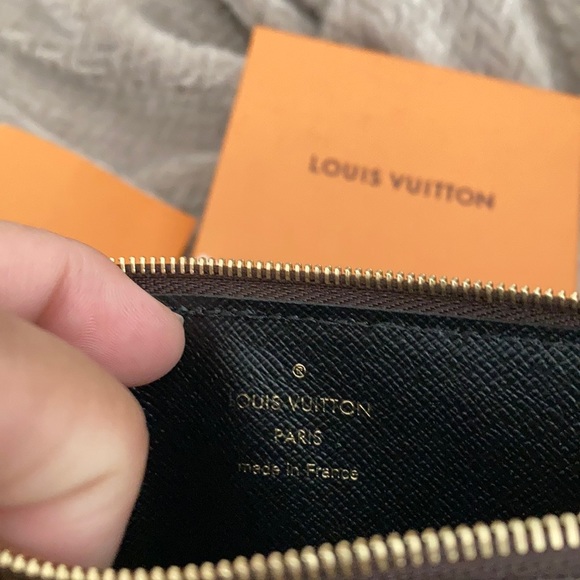 SOLD LV Recto Verso Cardholder - Picture 3 of 11